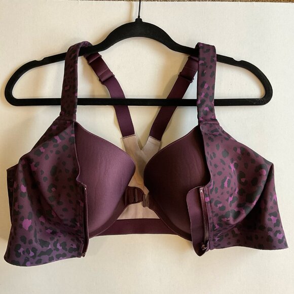 Victoria's Secret Knockout Front-Close Sports Bra, Purple / Leopard Print, 38DD - Picture 5 of 10